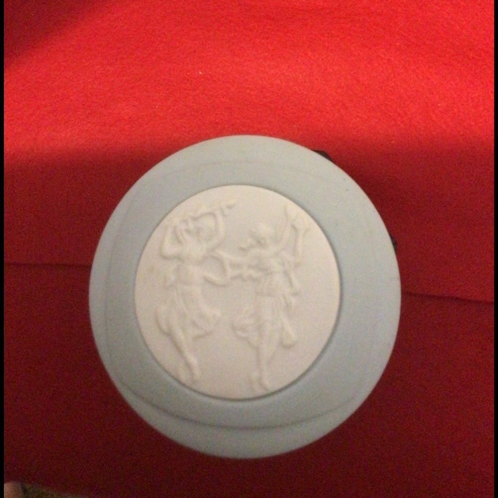 Tharaud Limoges Cameo Trinket Box w Lid